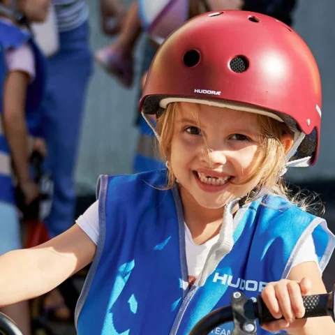 Hudora Jucarie skater helmet berry, size. 56-60